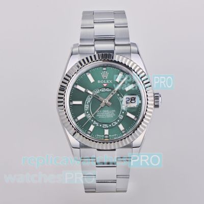 ES Factory Swiss Replica Rolex Sky-Dweller Green Dial 904L Dual Time Zone Watch 